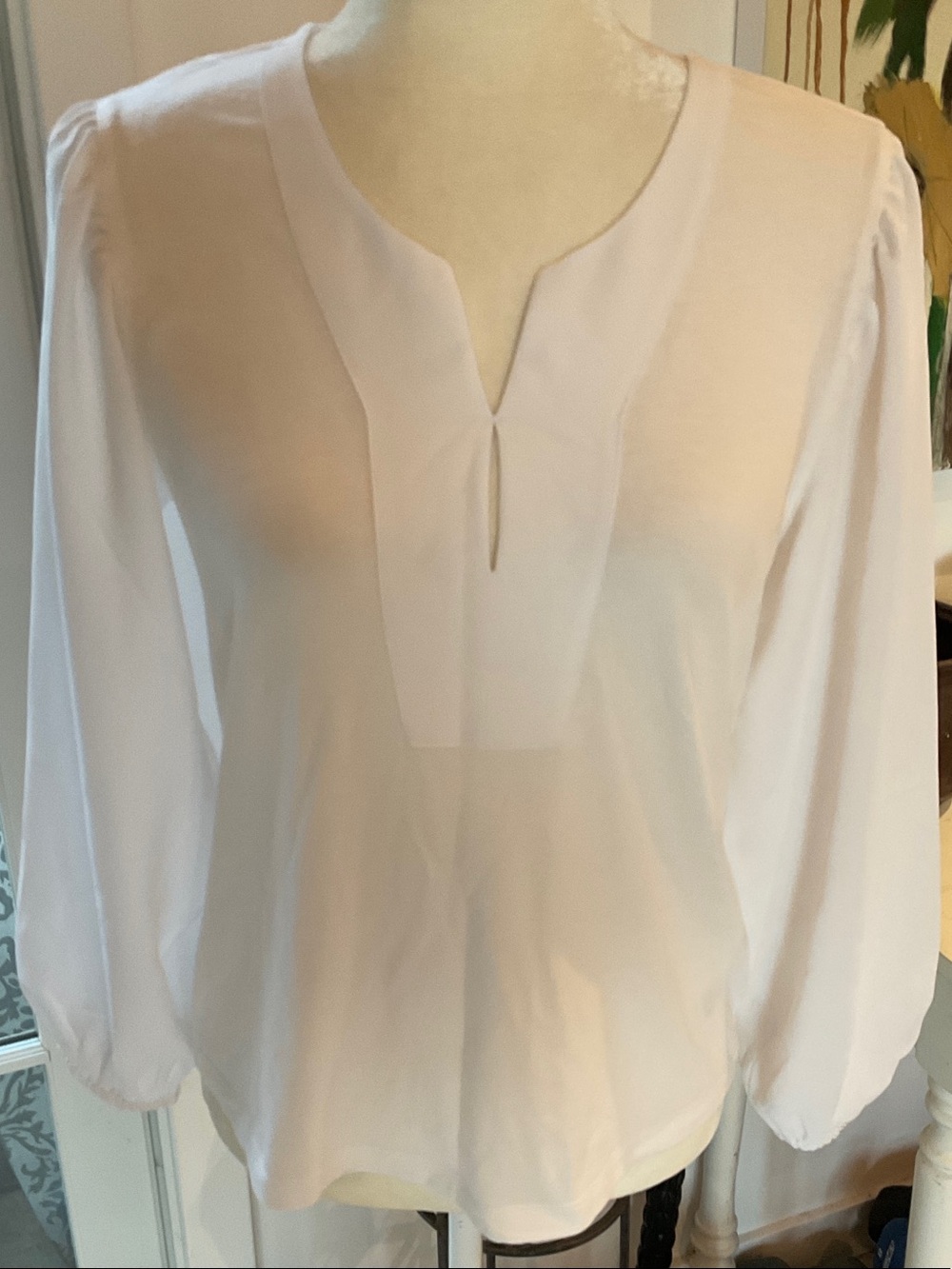 NIC+ZOE White Split-V Peasant Blouse
